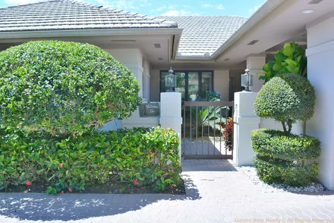 6006 SE Oakmont Pl, Stuart, FL 34997 photo 1
