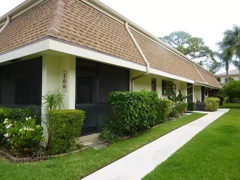 106 Half Moon Cir #D, Jupiter, FL 33458 photo 1