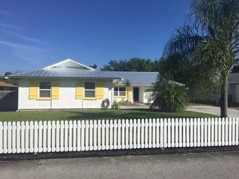 5025 SE Manatee Ter, Stuart, FL 34997 photo 1
