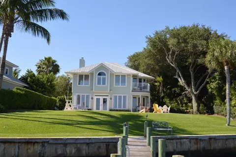 1535 SE Riverside Dr, Stuart, FL 34996 photo 1