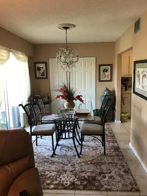 203 Suffolk E, Boca Raton, FL 33434 photo 1