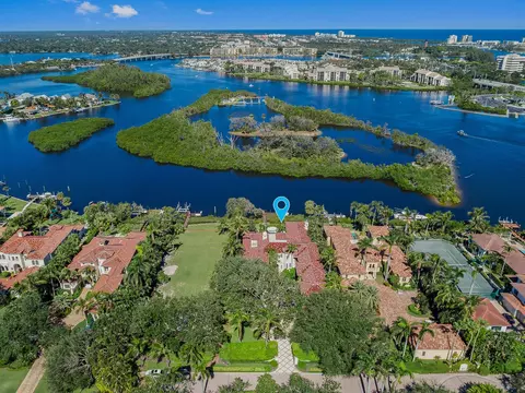 353 Old Jupiter Beach Rd, Jupiter, FL 33477 photo 1