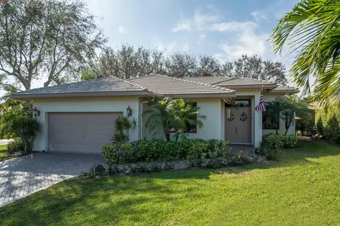 4875 Pine Tree Dr, Boynton Beach, FL 33436 photo 1