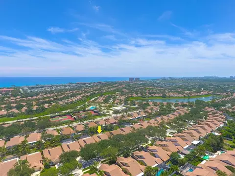 129 Cape Pointe Cir, Jupiter, FL 33477 photo 1