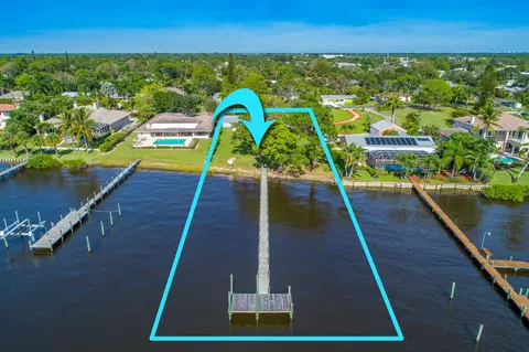 701 NW Sunset Dr, Stuart, FL 34994 photo 1