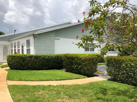 2104 SEdler, Stuart, FL 34994 photo 1