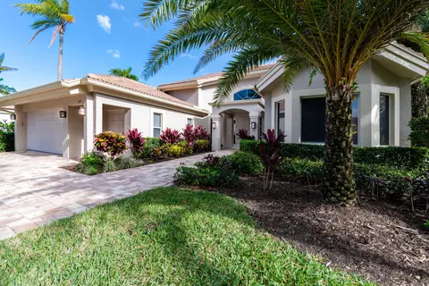 109 Victory Dr, Jupiter, FL 33477 photo 1