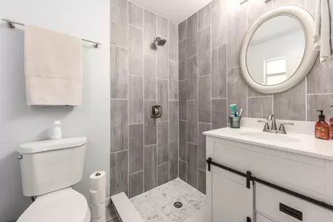 3045 SE Mimosa St, Stuart, FL 34997 photo 1