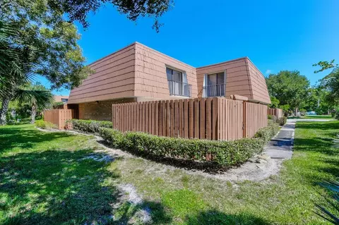5894 SE Riverboat Dr, Stuart, FL 34997 photo 1