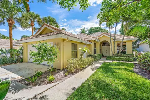156 E Hampton Way, Jupiter, FL 33458 photo 1
