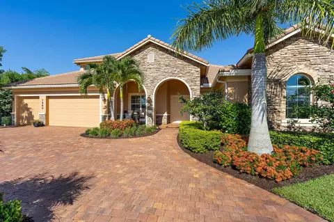 7590 SE Ravissant Dr, Stuart, FL 34997 photo 1
