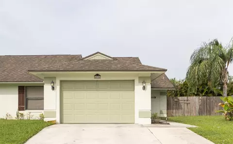 4594 SE Geneva Dr, Stuart, FL 34997 photo 1