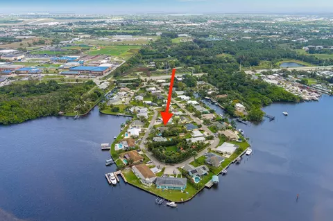 175 SW Cabana Pt, Stuart, FL 34994 photo 1