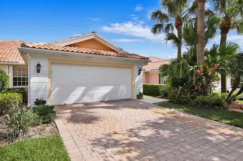 1039 SW Balmoral, Stuart, FL 34997 photo 1