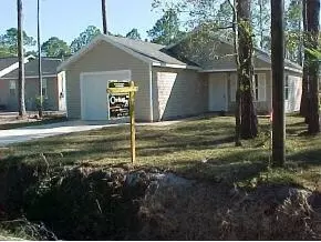883 Ervin St, Saint Augustine, FL 32084 photo 1