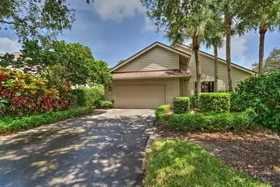 5061 SE Brandywine Way, Stuart, FL 34997 photo 1