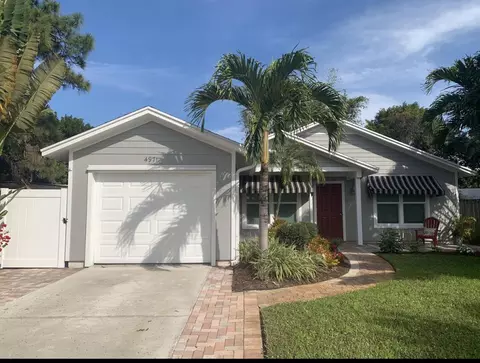 4971 SE Anchor Ave, Stuart, FL 34997 photo 1