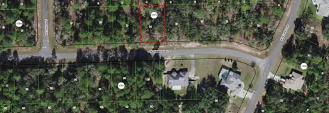 809 W Champlain Ln, Citrus Springs, FL 34434