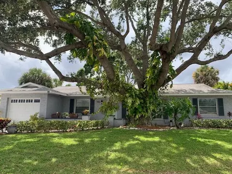 214 Circle E, Jupiter, FL 33458 photo 1