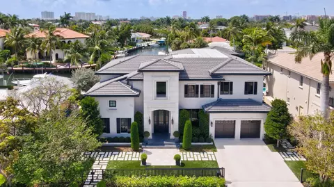 550 Golden Harbour Dr, Boca Raton, FL 33432