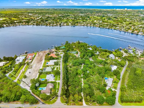 19370 Loxahatchee River Road, Jupiter, FL 33458