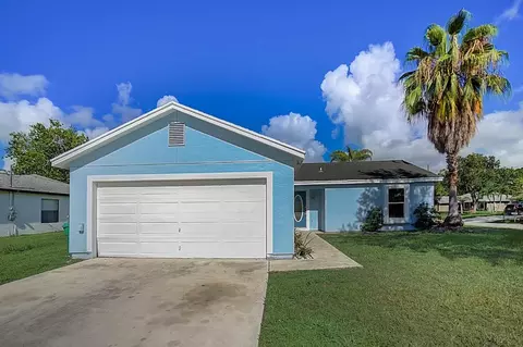 3356 SW Potts St, Port Saint Lucie, FL 34953