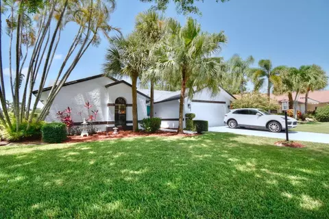 16713 Willow Creek Dr, Delray Beach, FL 33484