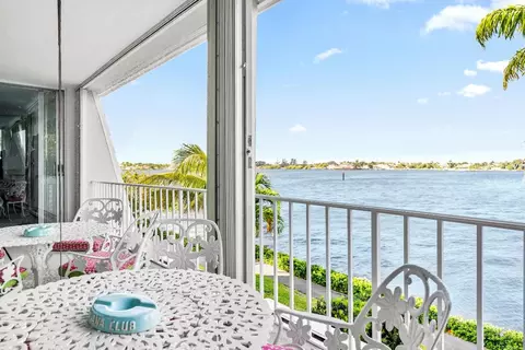 Undisclosed, Palm Beach, FL 33480