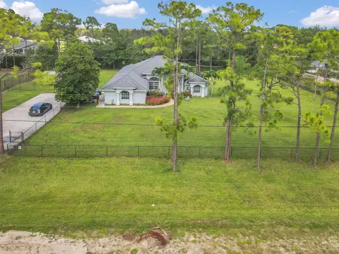 13273 88th Pl N, The Acreage, FL 33412