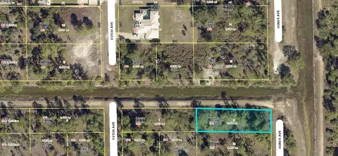 325 Fitch Ave, Lehigh Acres, FL 33936