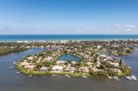 48 Cache Cay Dr, Vero Beach, FL 32963