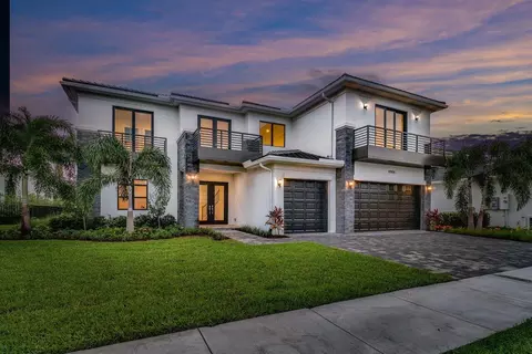 6966 NW 28th Ave, Boca Raton, FL 33496