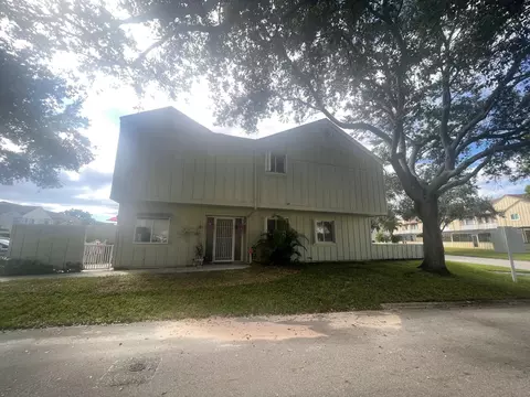 6182 Riverwalk Ln #1, Jupiter, FL 33458