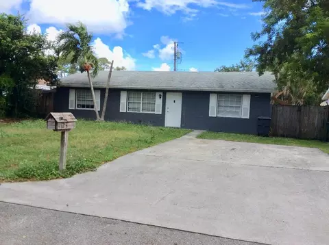 4723 Boatman St, Lake Worth, FL 33463