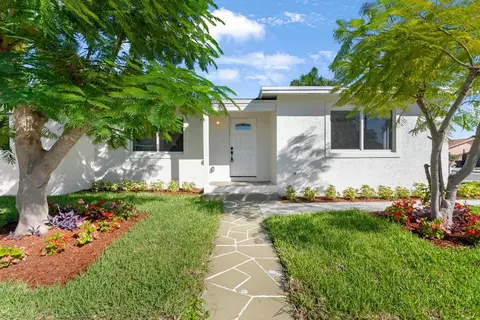 1301 N N St, Lake Worth Beach, FL 33460