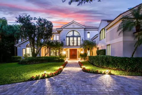 7341 SE Golfhouse Dr, Hobe Sound, FL 33455