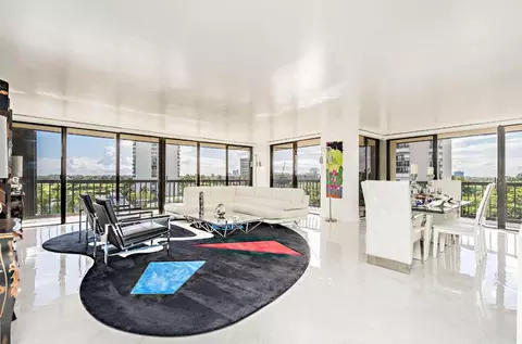 2450 Presidential Way #608, West Palm Beach, FL 33401
