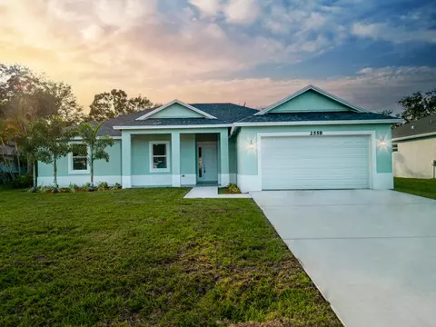 8390 Citrus Park Blvd, Fort Pierce, FL 34951