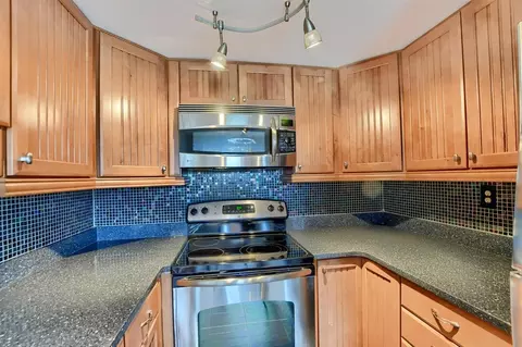 2006 Cornwall A, Boca Raton, FL 33434 photo 1