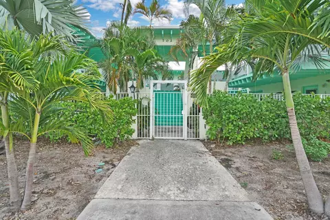 702 N Federal Hwy #B10, Lake Worth Beach, FL 33460