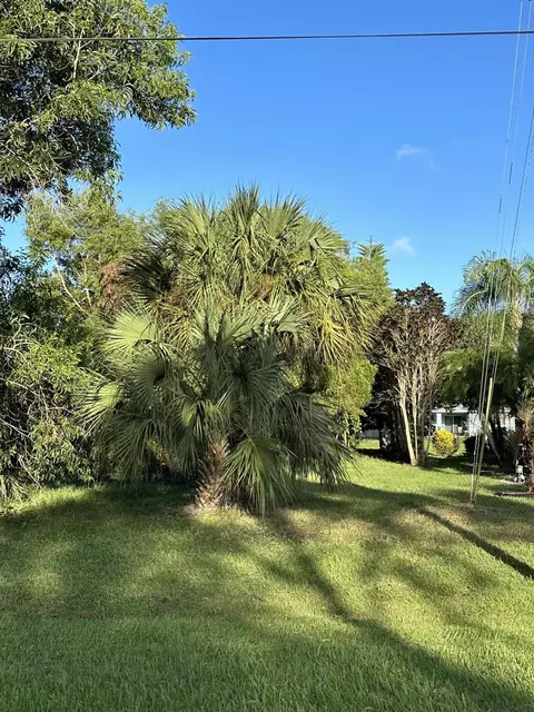 2926 SE Buccaneer Cir, Port St Lucie, FL 34952