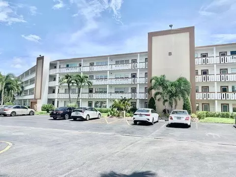 4037 Cornwall B, Boca Raton, FL 33434 photo 1