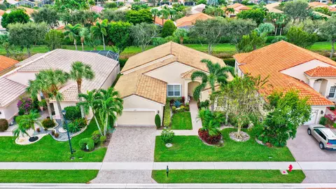 6604 Maggiore Dr, Boynton Beach, FL 33472