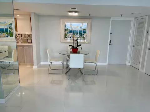 6875 Willow Wood Dr #2073, Boca Raton, FL 33434