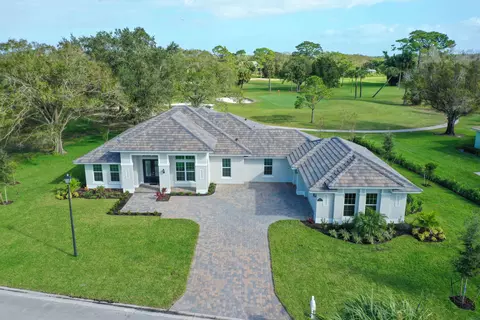 9412 Meadowood Dr, Fort Pierce, FL 34951