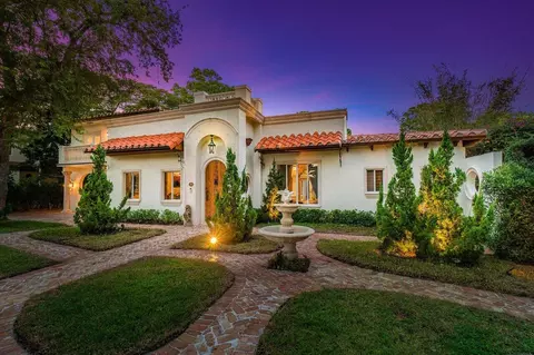 855 Azalea St, Boca Raton, FL 33486