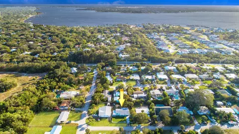 2636 NE Letitia St, Jensen Beach, FL 34957