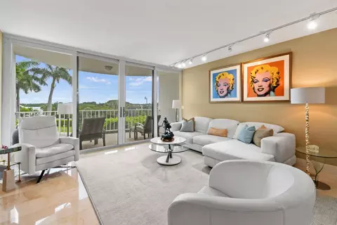 2295 S Ocean #316, Palm Beach, FL 33480