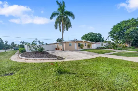1707 Osborne, Lake Worth, FL 33461