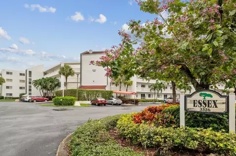3326 Arcara Way #403, Lake Worth, FL 33467